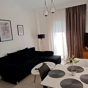  Daire 3 Min From Station No2 Private Free Parking Yunanistan