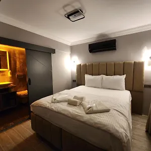 Otel Talles, İzmir