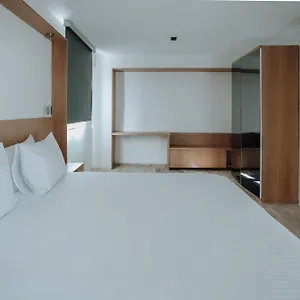 Apart Otel Ada, İzmir