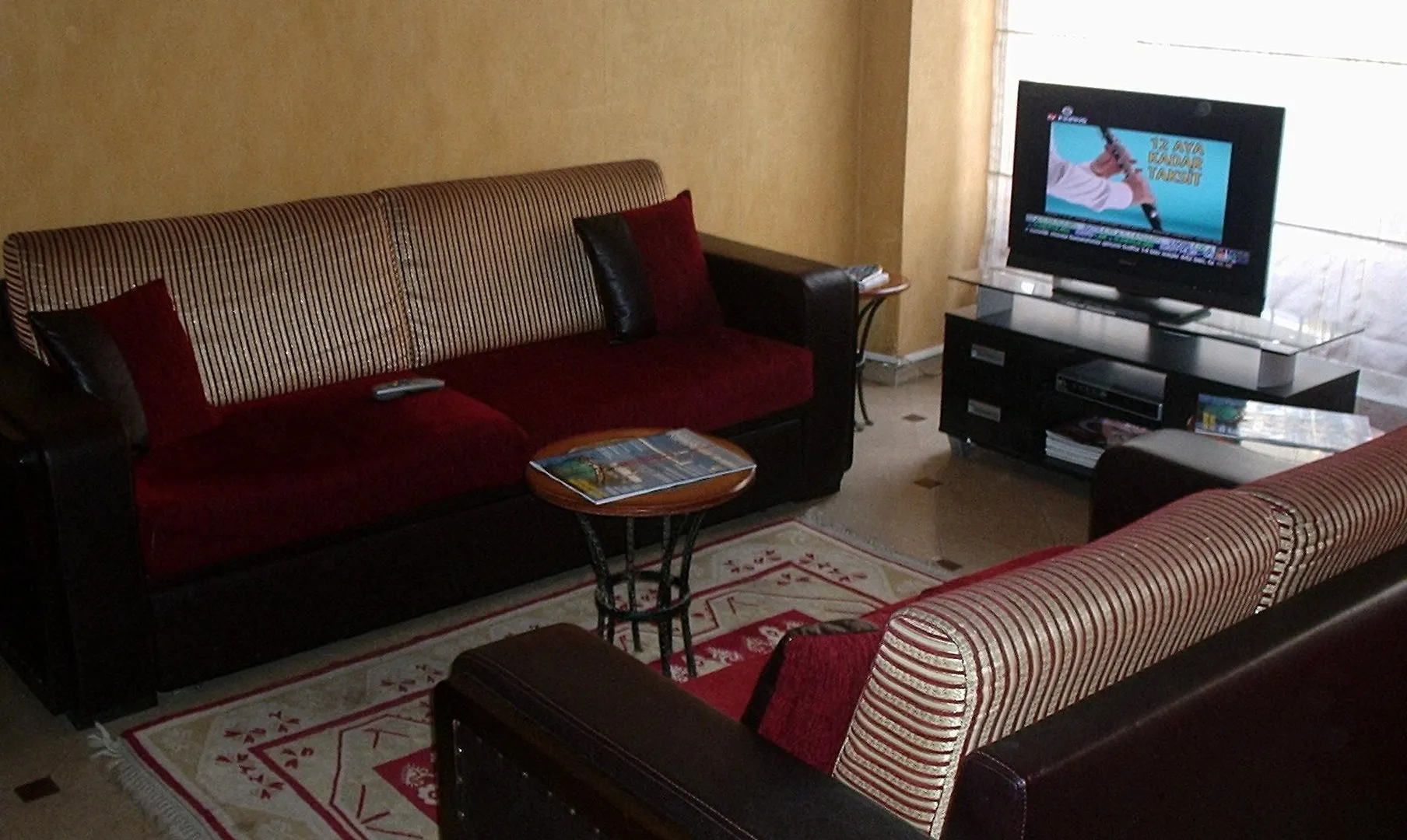Antikhan Hotel Σμύρνη 2*,
